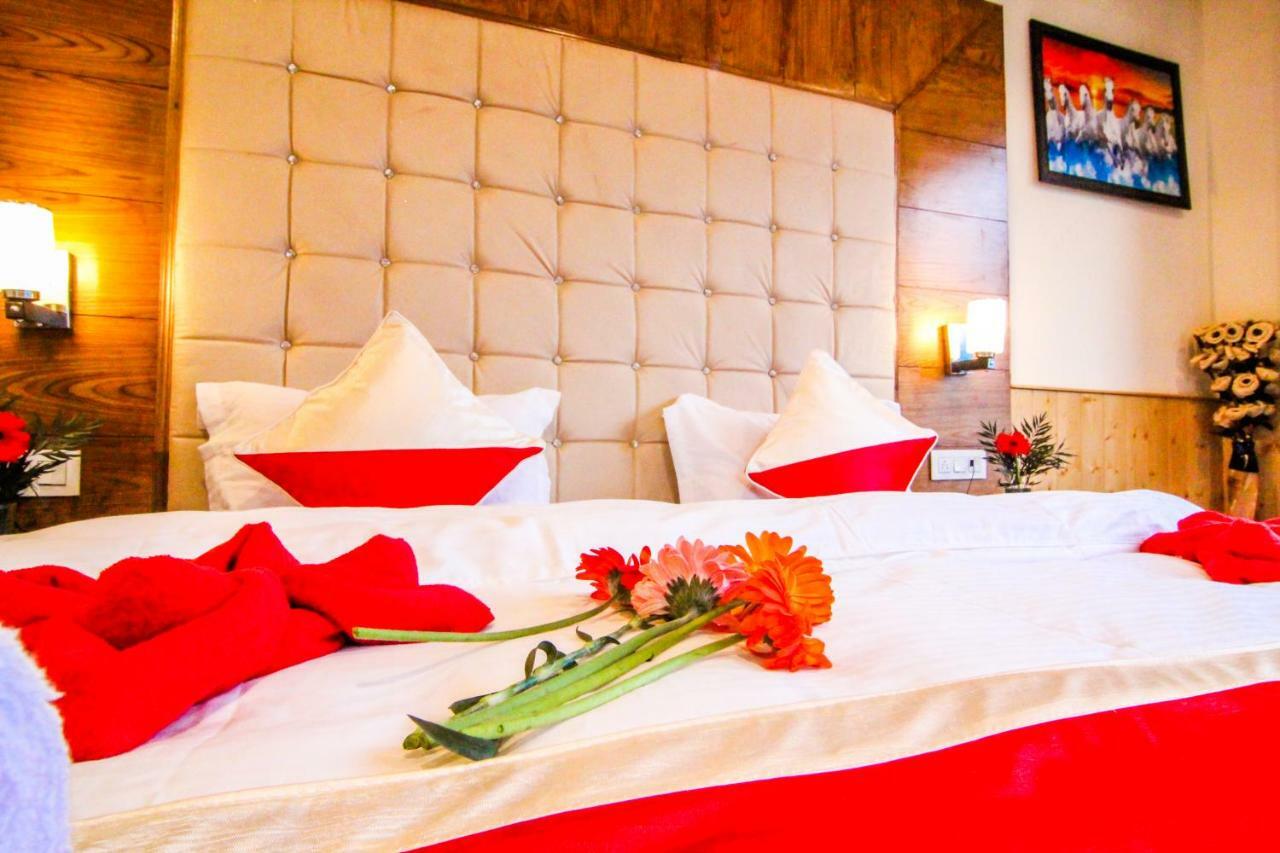 Highq Manali Hotel Ngoại thất bức ảnh